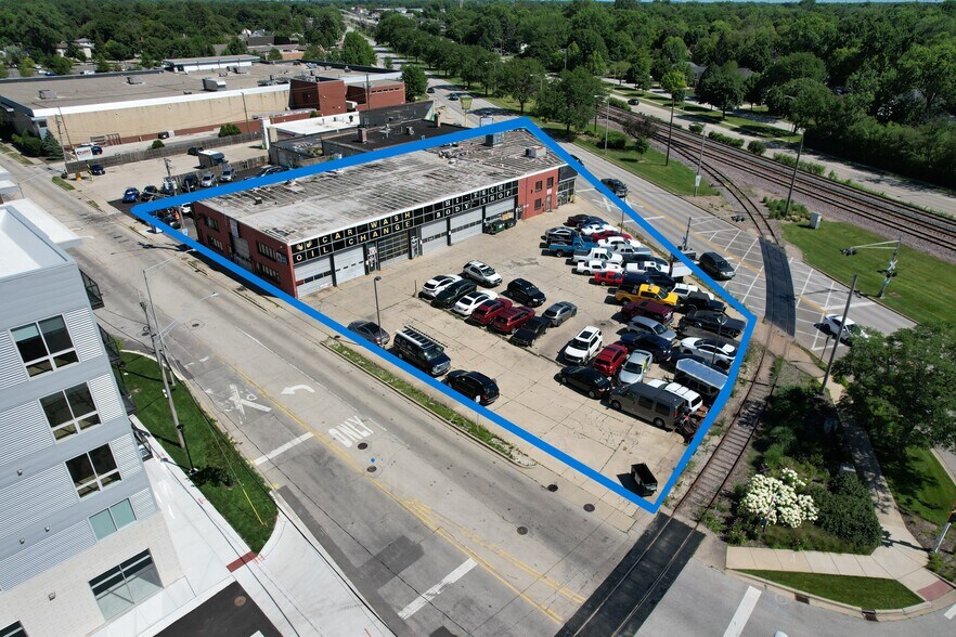 E Northwest Hwy, Arlington Heights, IL à vendre - Photo de l’immeuble – Image 3 sur 29