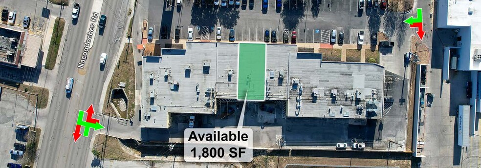 12311 Nacogdoches Rd, San Antonio, TX à louer - Photo de l’immeuble – Image 3 sur 11