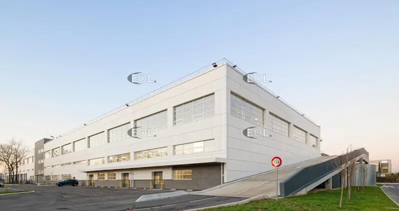 Industriel/Logistique dans Gennevilliers à louer - Photo de l’immeuble – Image 2 sur 19
