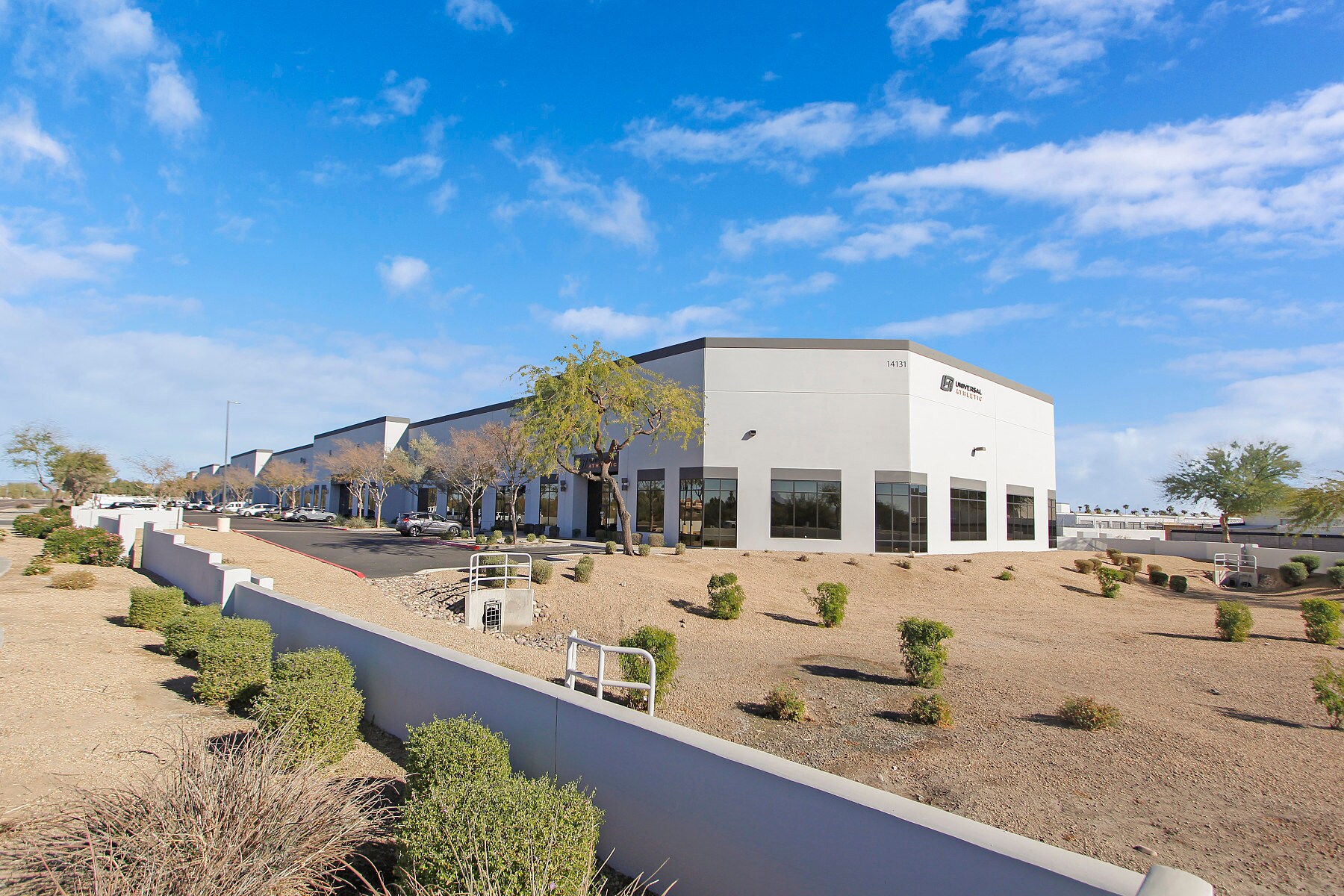 14131 N Rio Vista St, Peoria, AZ à louer Photo de l’immeuble– Image 1 sur 19