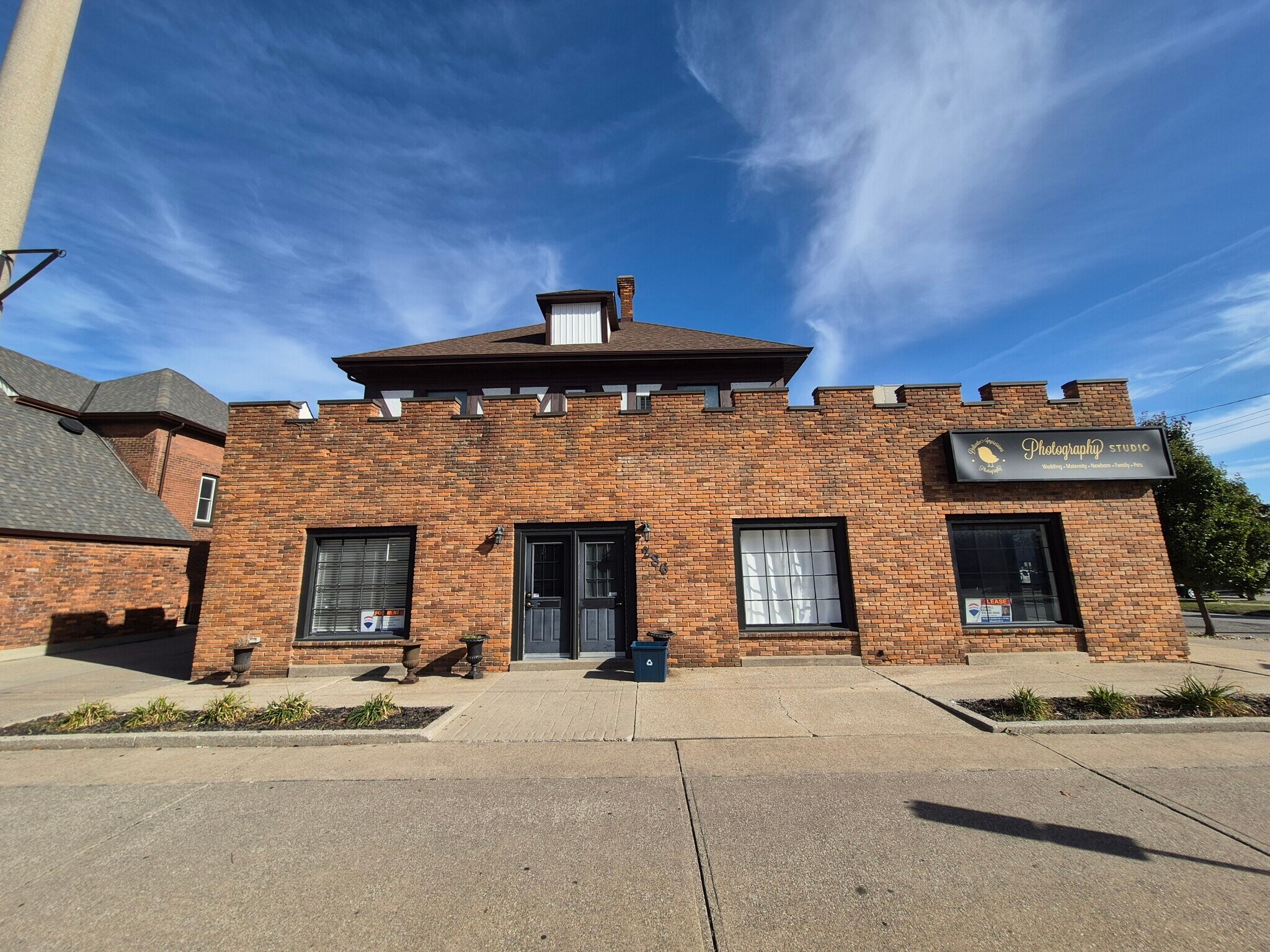 286 Christina St N, Sarnia, ON à louer Photo de l’immeuble– Image 1 sur 8