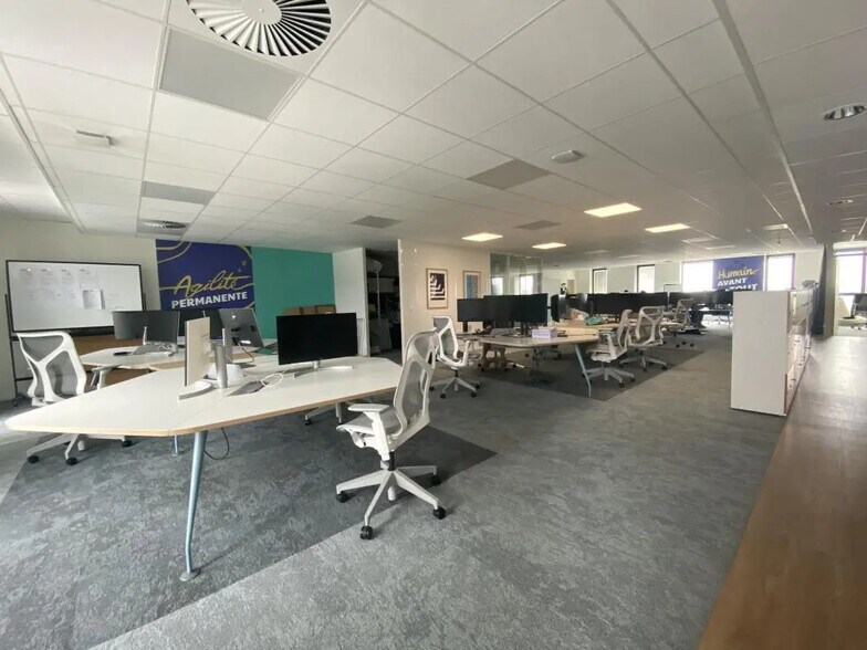 Bureau dans Cesson-Sévigné à louer - Photo intérieure – Image 2 sur 12