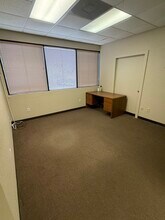 139 S Pebble Beach Blvd, Sun City Center, FL à louer Photo intérieure– Image 1 sur 4