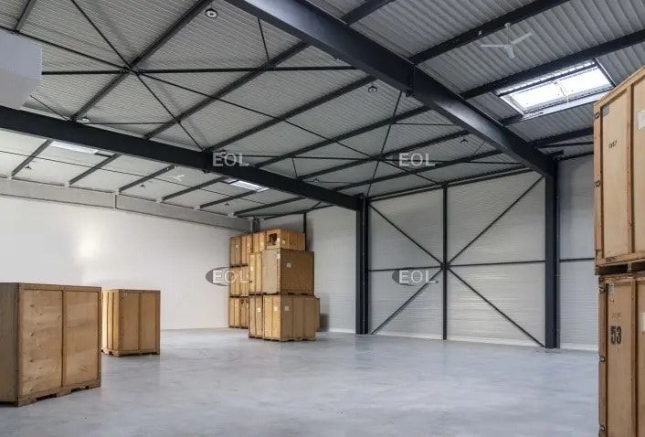 Local d'activités dans Ézanville à vendre - Photo de l’immeuble – Image 3 sur 10