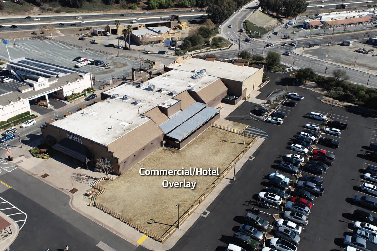 28721 Old Town Front St, Temecula, CA à louer Photo principale– Image 1 sur 9