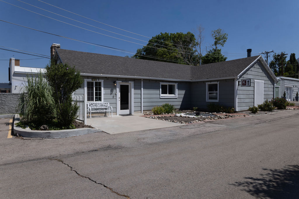 6051 S 900 E, Murray, UT à louer Photo de l’immeuble– Image 1 sur 13