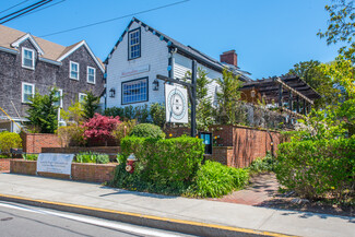 Plus de détails pour 133 Bradford St, Provincetown, MA - Local commercial à vendre