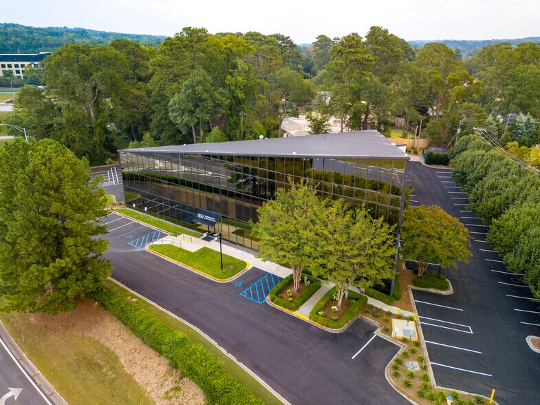 2700 Rogers Dr, Birmingham, AL à louer - Photo principale – Image 1 sur 7
