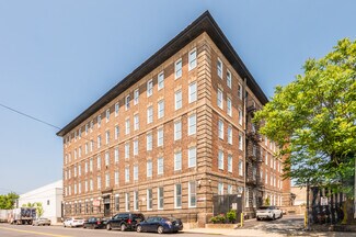 Plus de détails pour 550-560 Barry St, Bronx, NY - Local d'activités, Industriel/Logistique à louer
