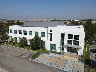 Plus de détails pour 355 Goddard, Irvine, CA - Bureau à louer