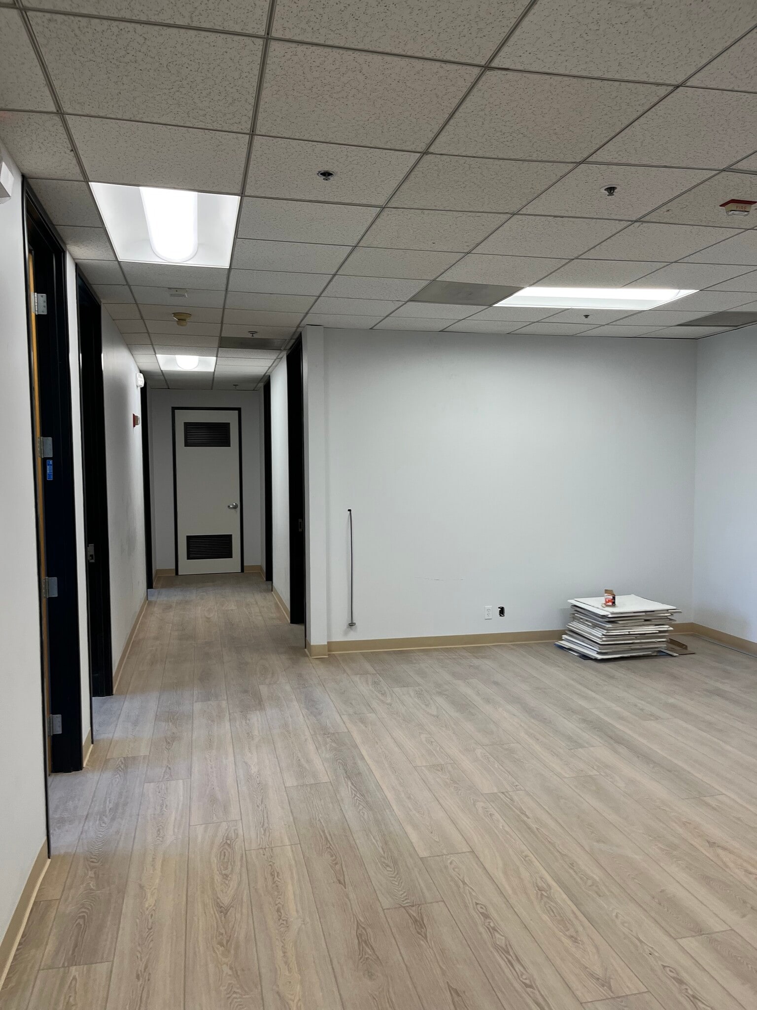 31365 Oak Crest Dr, Westlake Village, CA à louer Photo intérieure– Image 1 sur 4