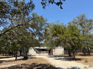 Plus de détails pour 263 Hickory Hill Dr, La Vernia, TX - Terrain à vendre