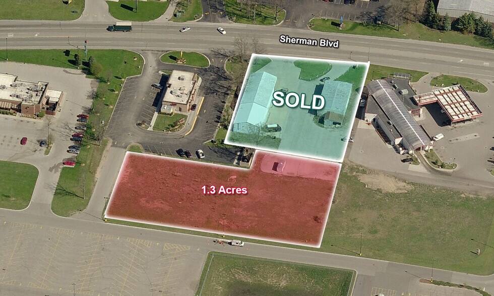 E Sherman Blvd, Muskegon, MI à vendre - Aérien – Image 1 sur 6