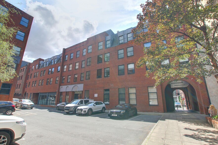 31-36 York Pl, Leeds à louer - Photo de l’immeuble – Image 3 sur 9