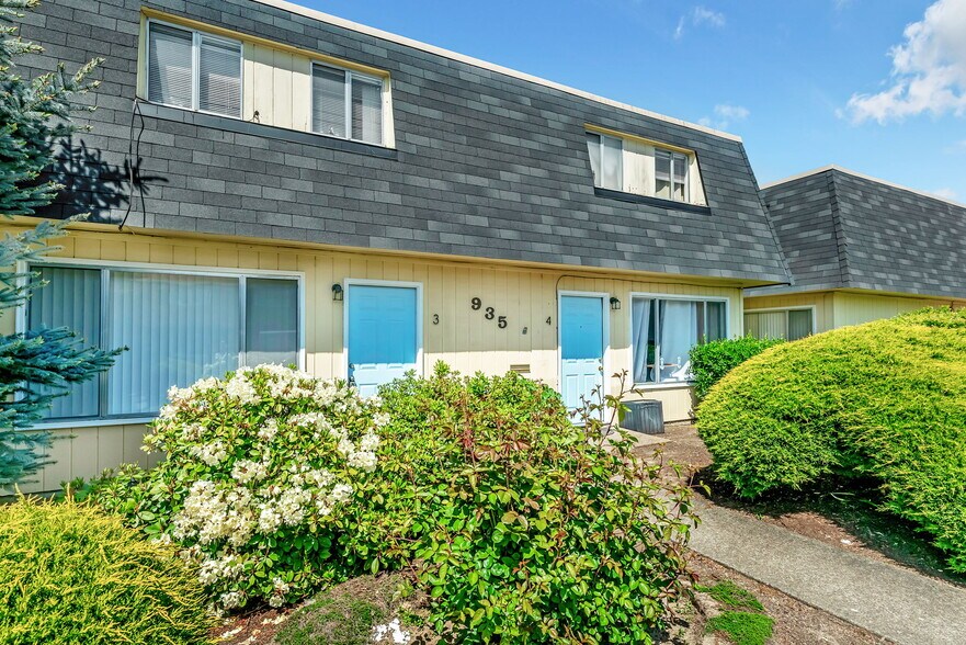 935 NW Hobart Ave, Corvallis, OR à vendre - Photo de l’immeuble – Image 2 sur 18