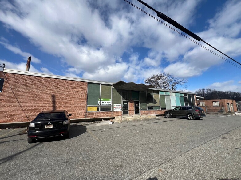 111 Lafayette Ave, White Plains, NY à louer - Photo de l’immeuble – Image 3 sur 32