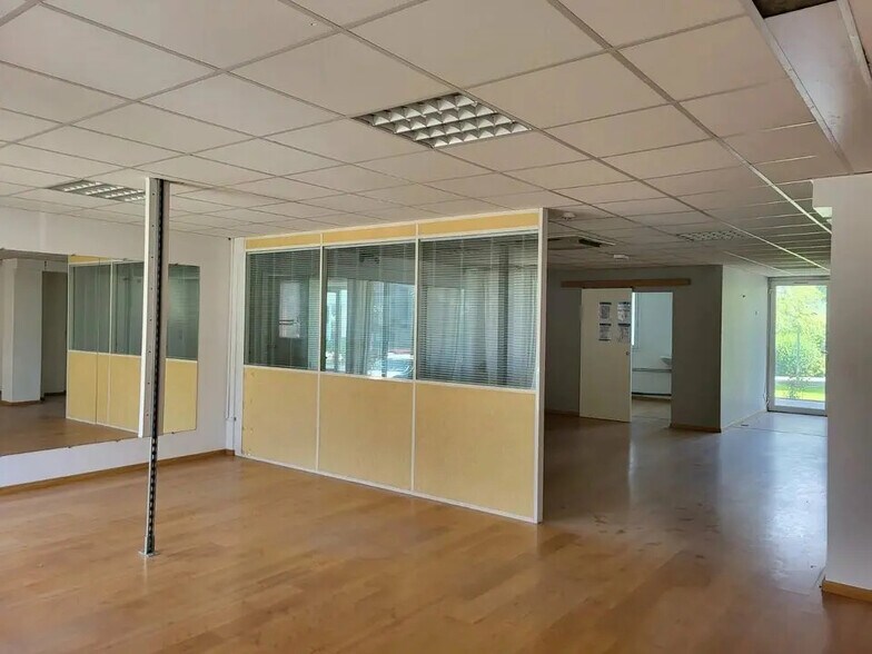 Bureau dans Bayonne à louer - Photo de l’immeuble – Image 3 sur 6