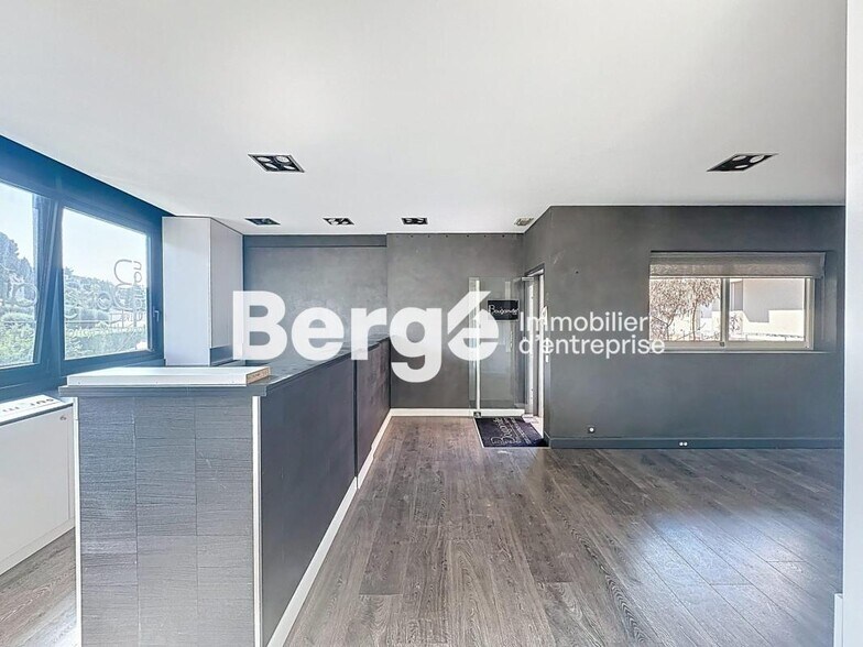 Bureau dans Le Cannet à vendre - Photo de l’immeuble – Image 1 sur 12