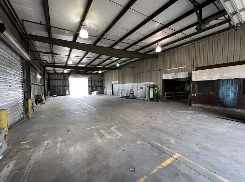410 Hamilton Rd, Bossier City, LA à louer - Photo de l’immeuble – Image 2 sur 6