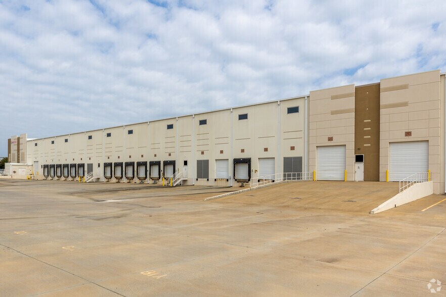 545 Brookshire Rd, Greer, SC à louer - Photo de l’immeuble – Image 3 sur 15