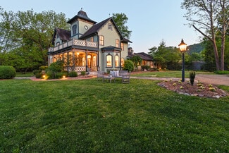 Plus de détails pour 204 Lawson St, Hot Springs, NC - Hôtellerie à vendre