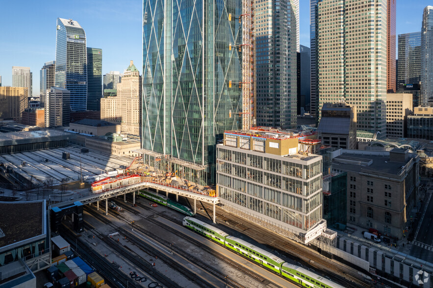 141 Bay St, Toronto, ON à louer - Photo de l’immeuble – Image 3 sur 6