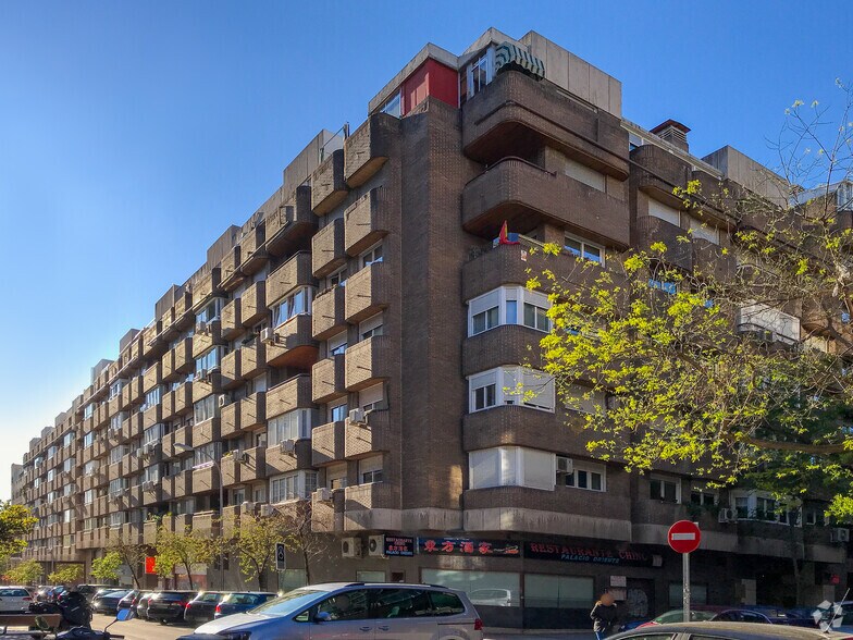 Calle de Espronceda, 38-40, Madrid, Madrid à louer - Photo de l’immeuble – Image 2 sur 5