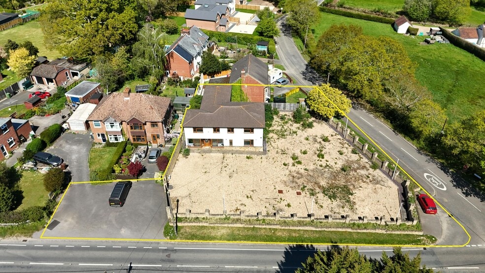Southwick Rd, Fareham à vendre - Photo principale – Image 1 sur 6