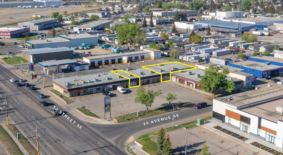 5147 20 Av SE, Calgary, AB à louer - Photo de l’immeuble – Image 1 sur 7