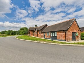 Barthomley Rd, Crewe à louer Photo de l’immeuble– Image 2 sur 7