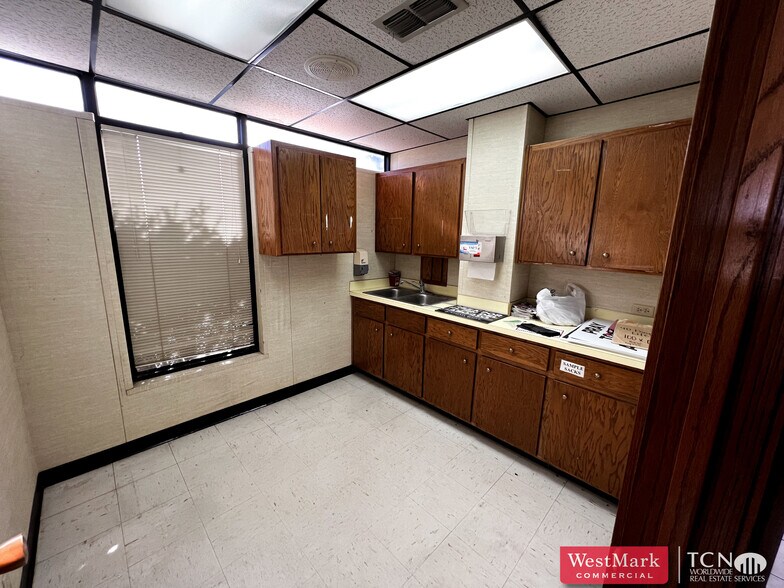 3712 22nd St, Lubbock, TX à vendre - Photo intérieure – Image 3 sur 5