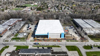 Plus de détails pour 610 Coronation Dr, Toronto, ON - Industriel/Logistique à vendre