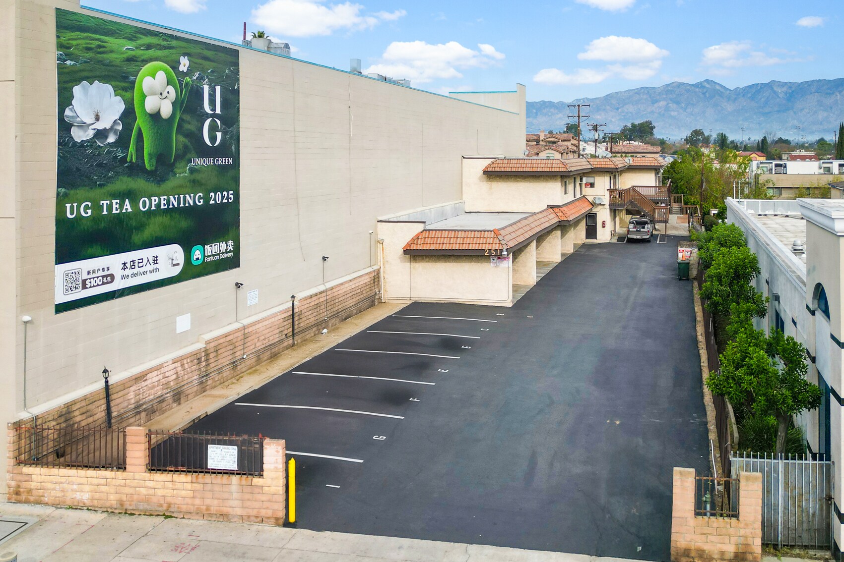 251 W Valley Blvd, San Gabriel, CA à vendre Photo principale– Image 1 sur 11