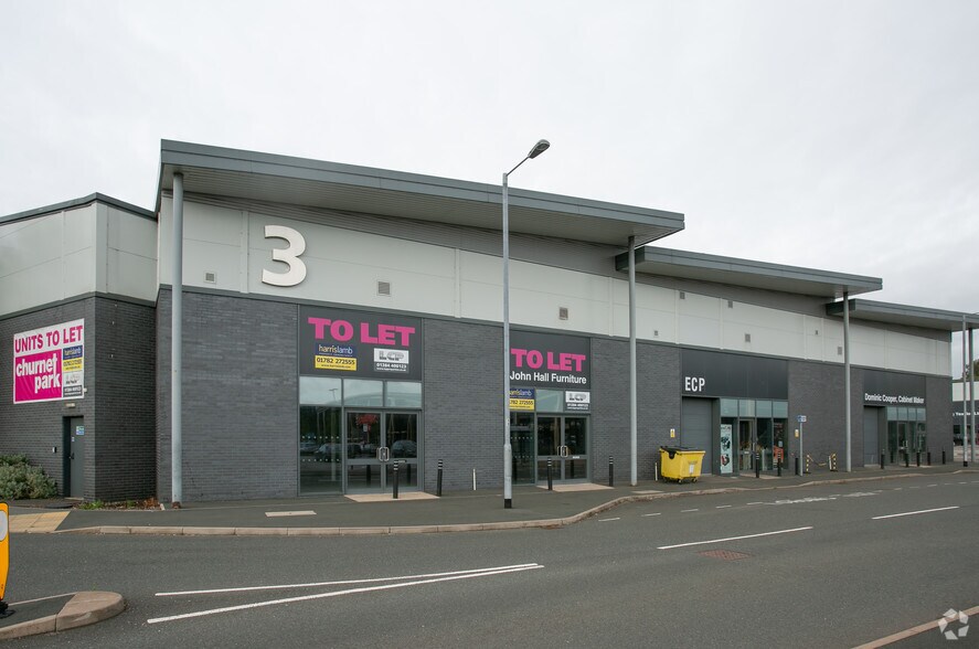 3 Maccesfield Rd, Leek à louer - Photo de l’immeuble – Image 2 sur 3