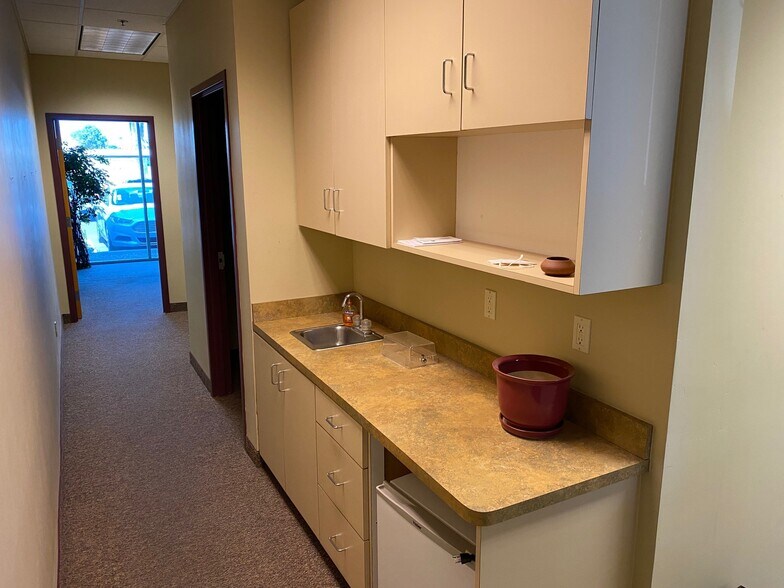 1972 E Baseline Rd, Tempe, AZ à louer - Photo intérieure – Image 2 sur 7