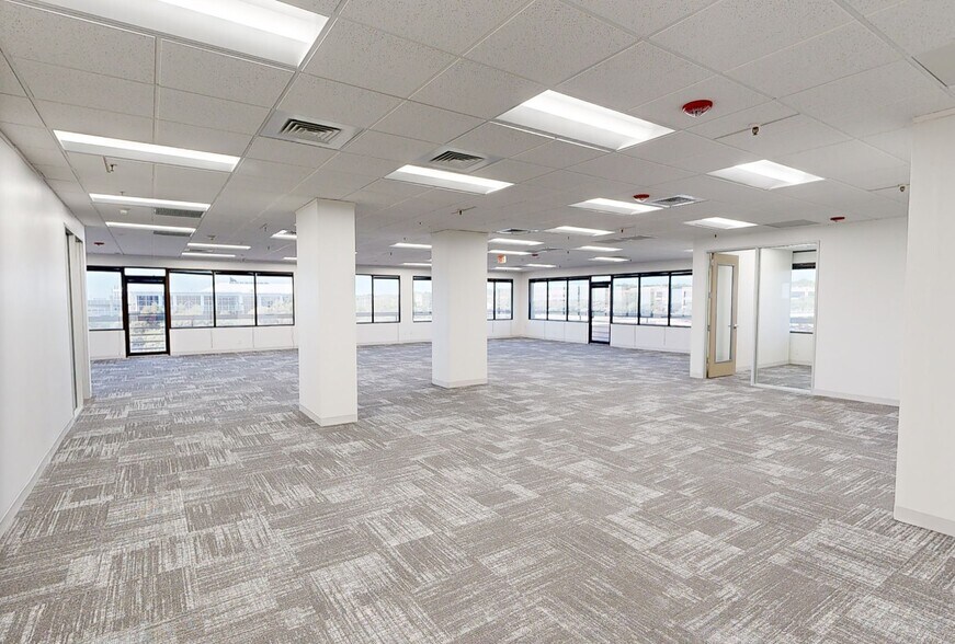 8501 N Mopac Expy, Austin, TX à louer - Numérisation 3D Matterport – Image 2 sur 26