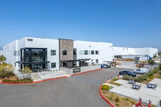Plus de détails pour 1322 Rocky Point Dr, Oceanside, CA - Industriel/Logistique à louer