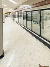 3831 Nostrand Ave, Brooklyn, NY à louer Photo intérieure– Image 2 sur 6