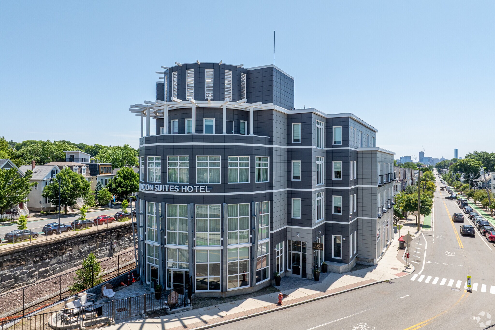 371 Beacon St, Somerville, MA à louer Photo principale– Image 1 sur 5