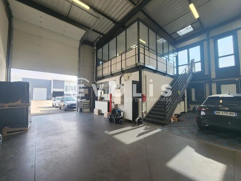 61 Rue Mathieu Dussurgey, Saint-Fons à vendre - Photo intérieure – Image 2 sur 9