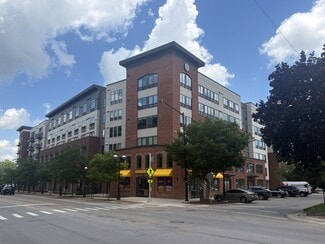 Plus de détails pour 615 S Main St, Ann Arbor, MI - Local commercial à louer