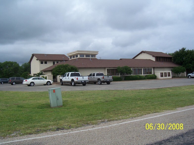 1215-1219 E South 11th St, Abilene, TX à louer - Photo de l’immeuble – Image 2 sur 18