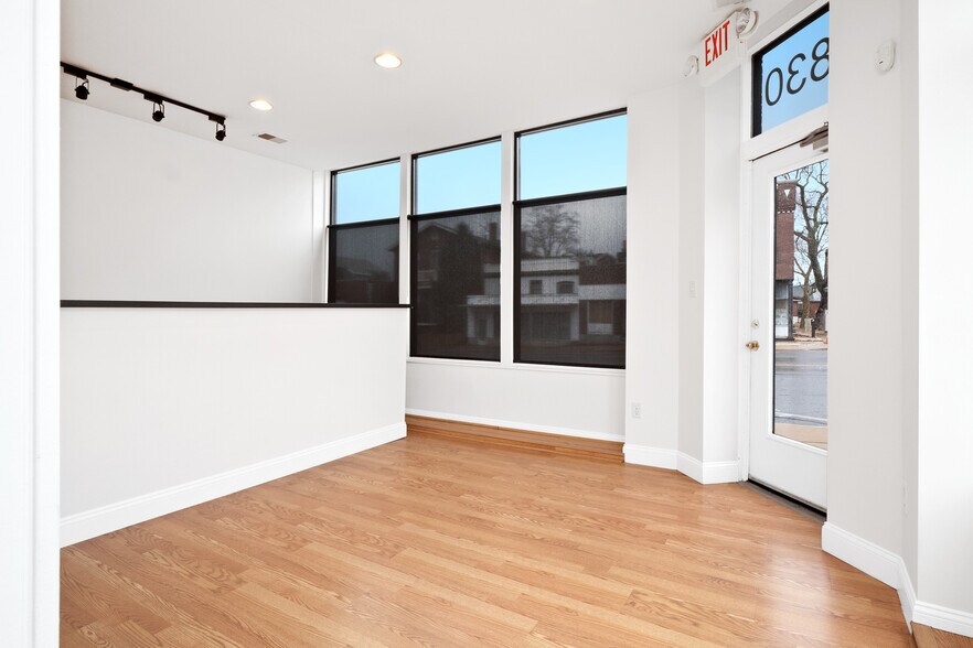 6830 Gravois Ave, Saint Louis, MO à vendre - Photo de l’immeuble – Image 3 sur 23