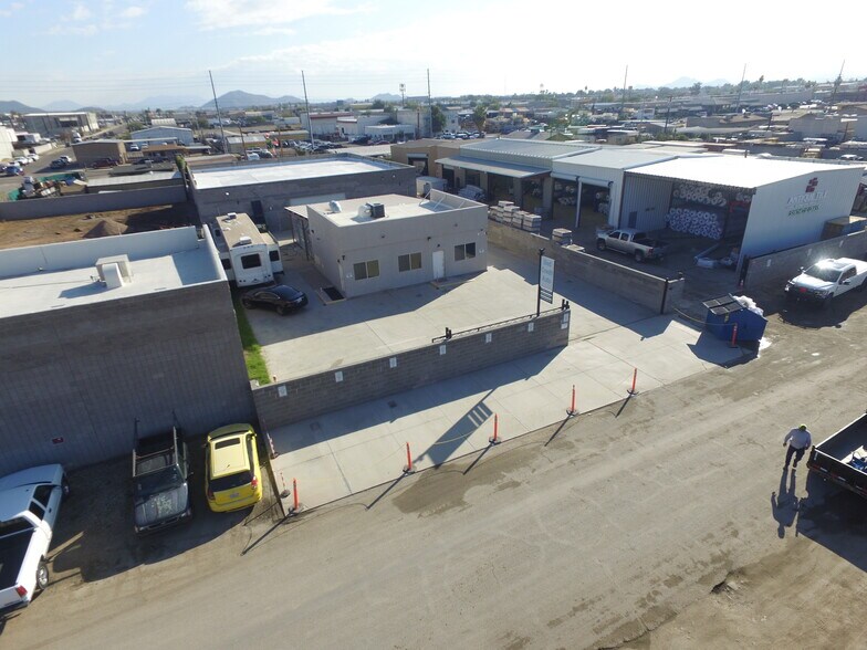 22039 N 24th Ave, Phoenix, AZ à vendre - Photo de l’immeuble – Image 3 sur 3