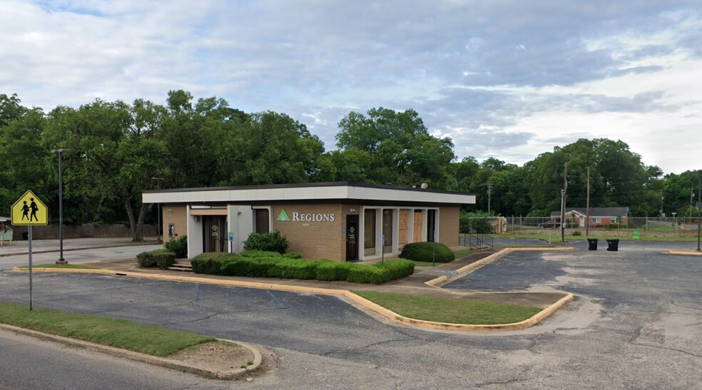 2800 Lower Wetumpka Rd, Montgomery, AL à vendre - Photo de l’immeuble – Image 1 sur 5