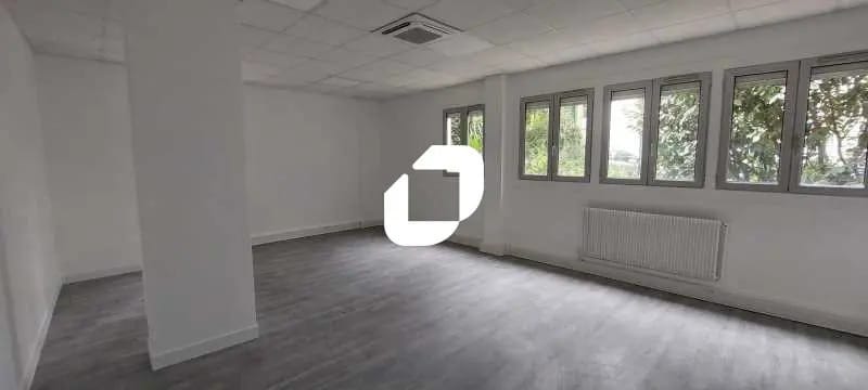 Bureau dans Paris à vendre - Photo de l’immeuble – Image 3 sur 7