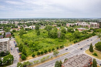 Plus de détails pour Boul Chomedey, Laval, QC - Terrain à vendre