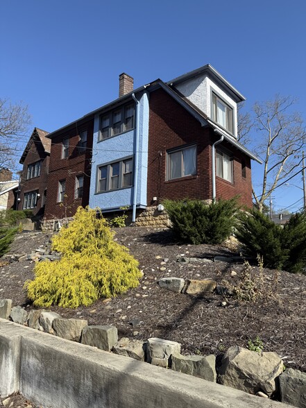 5643-5645 Wilkins Ave, Pittsburgh, PA à vendre - Photo de l’immeuble – Image 3 sur 3