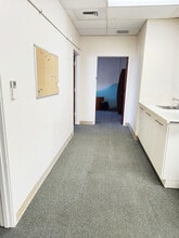 1950 Young St, Honolulu, HI à louer Photo intérieure– Image 2 sur 6