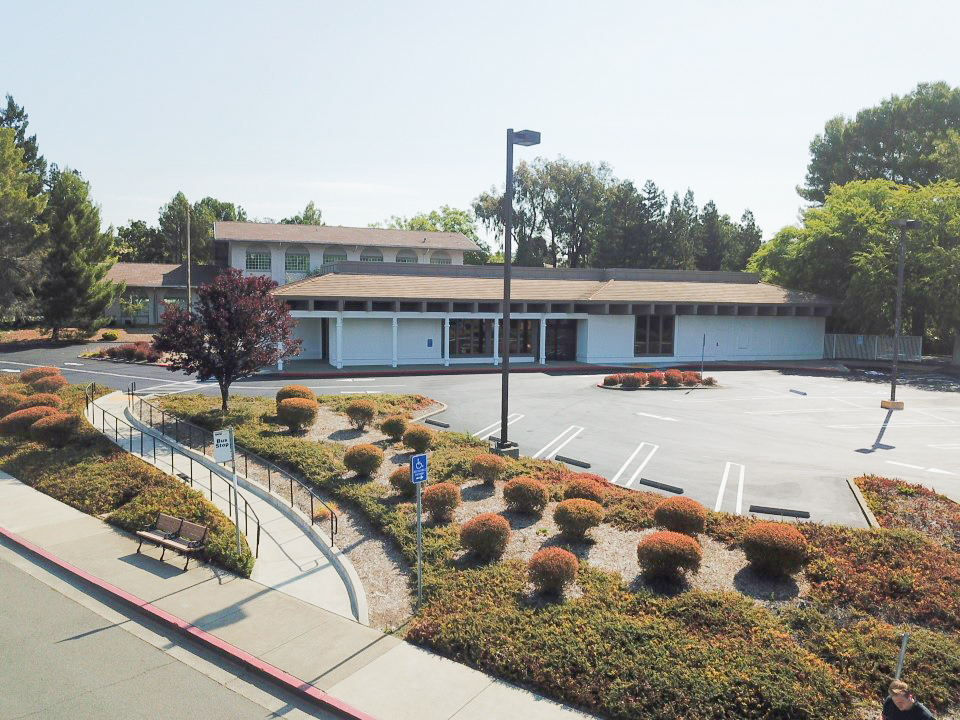 1200 Rossmoor Pky, Walnut Creek, CA à louer Photo de l’immeuble– Image 1 sur 5